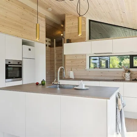 Ivar - 450m From The Sea By Interhome *